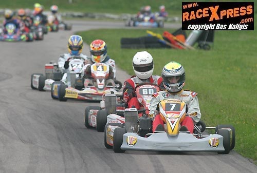 Robér Romviel leidt de 1e race